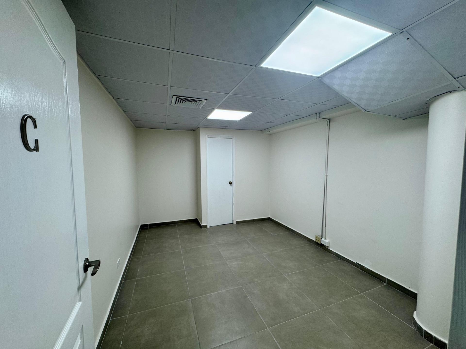 Office 29C in Plaza Paitilla: A Professional Space in a Prime Location