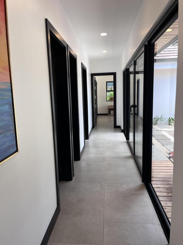 Beautiful 3 bedroom, 3 bath brand new home plus casita- Tamarindo