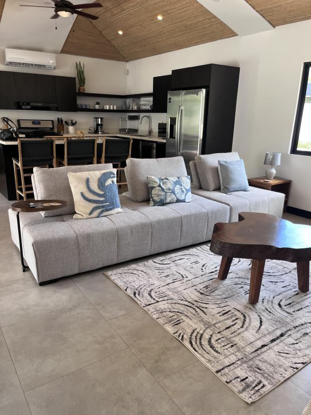 Beautiful 3 bedroom, 3 bath brand new home plus casita- Tamarindo