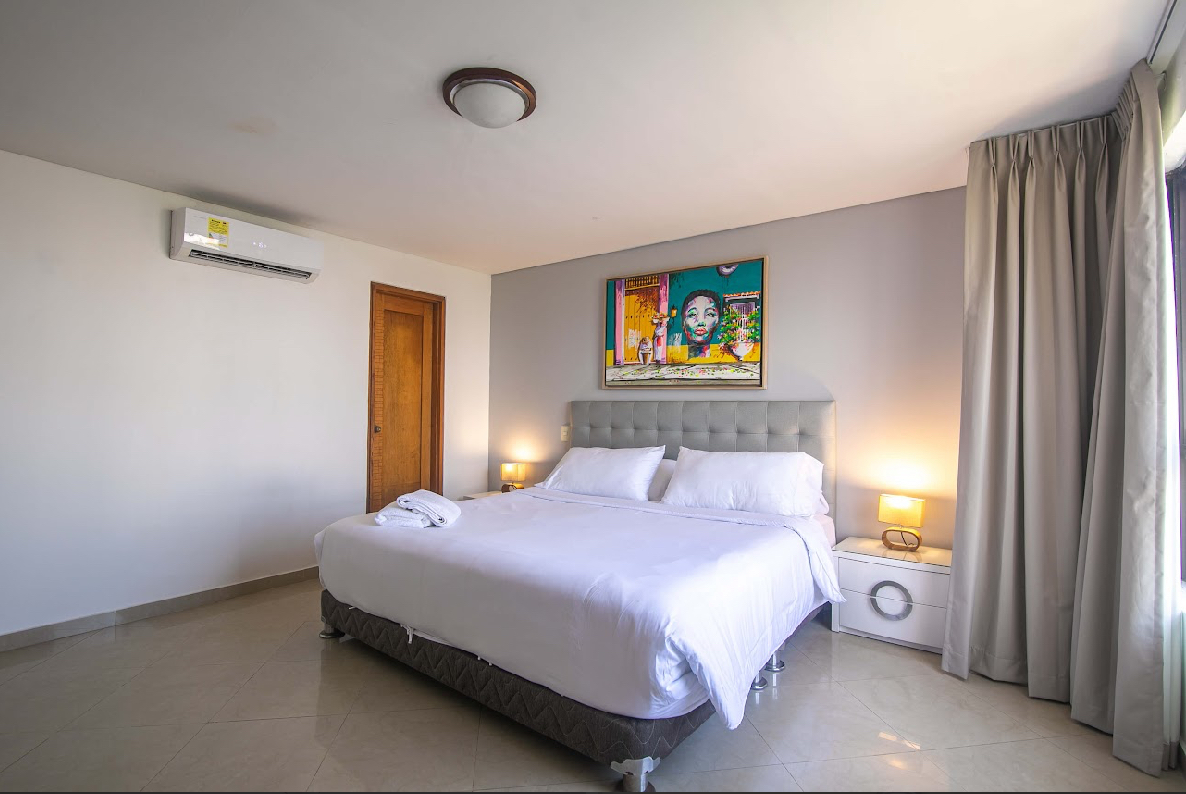 Cartagena, El Laguito stunning 4 bedroom rental Penthouse for sale