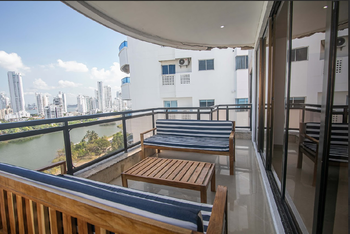 Cartagena, El Laguito stunning 4 bedroom rental Penthouse for sale