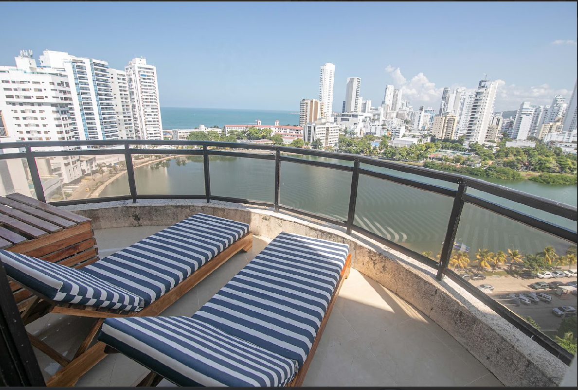 Cartagena, El Laguito stunning 4 bedroom rental Penthouse for sale