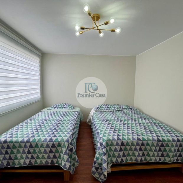 HERMOSA CASA AMOBLADA DE DOS PISOS CON BALCON EN SAN BARTOLO 5HAB 3BAÑ 2DEP