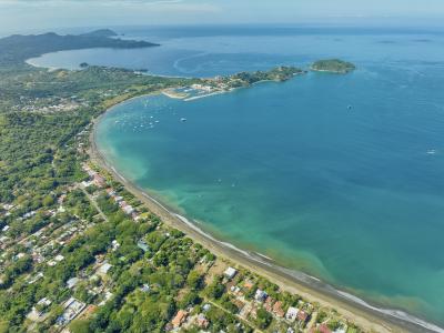 Titled%20beachfront%20Four-Level%20Investment%20Property%20in%20Playa%20Potrero