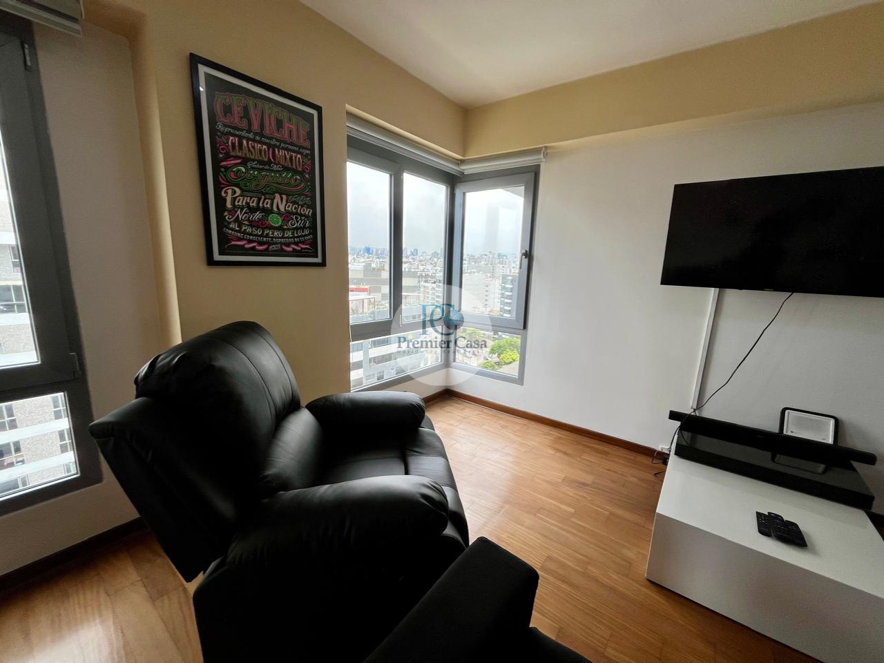 MIRAFLORES MALECON CISNEROS BEACHFRONT APARTMENT  1 BED 1.5 BATH