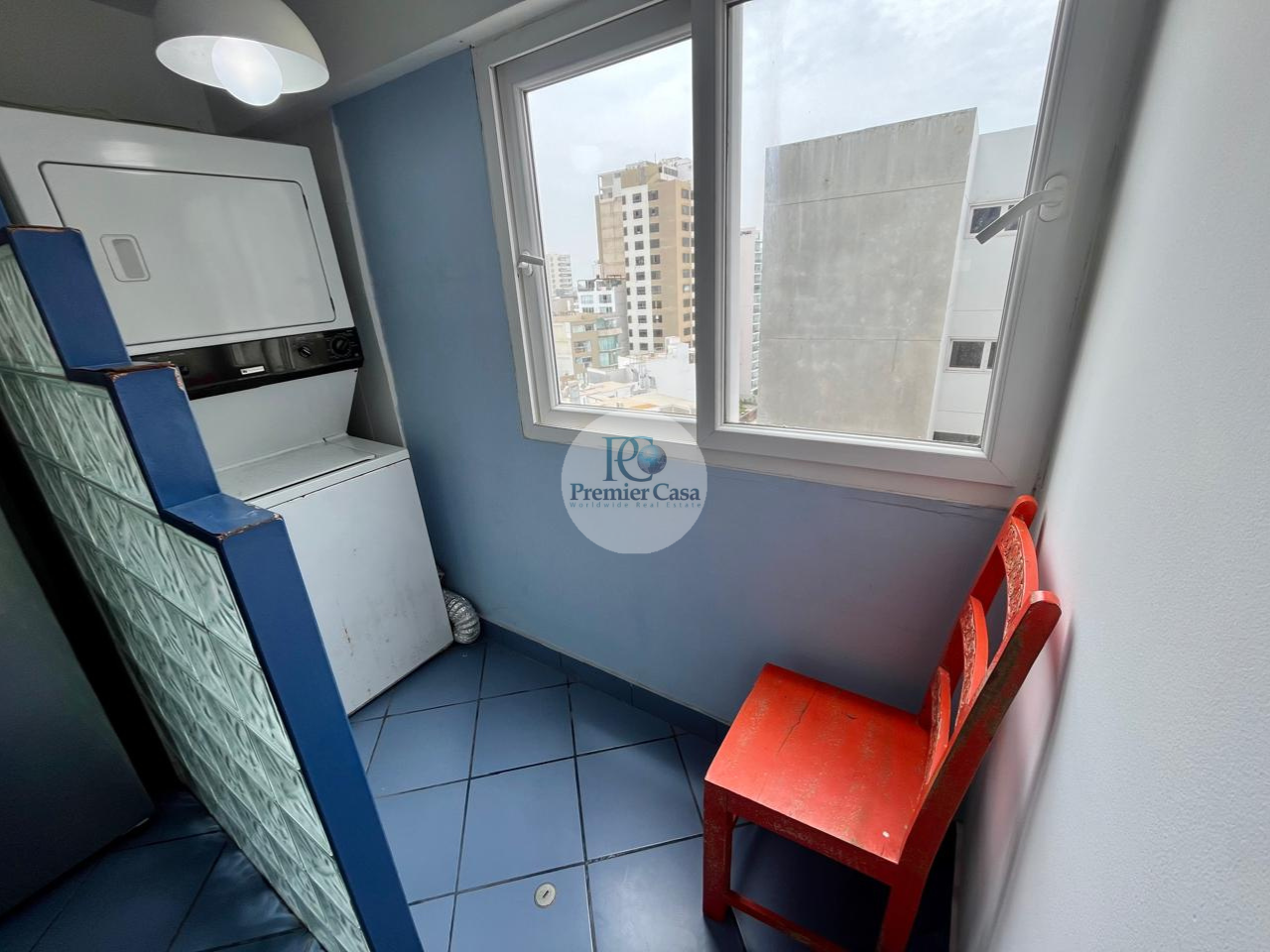 MIRAFLORES MALECON CISNEROS BEACHFRONT APARTMENT  1 BED 1.5 BATH