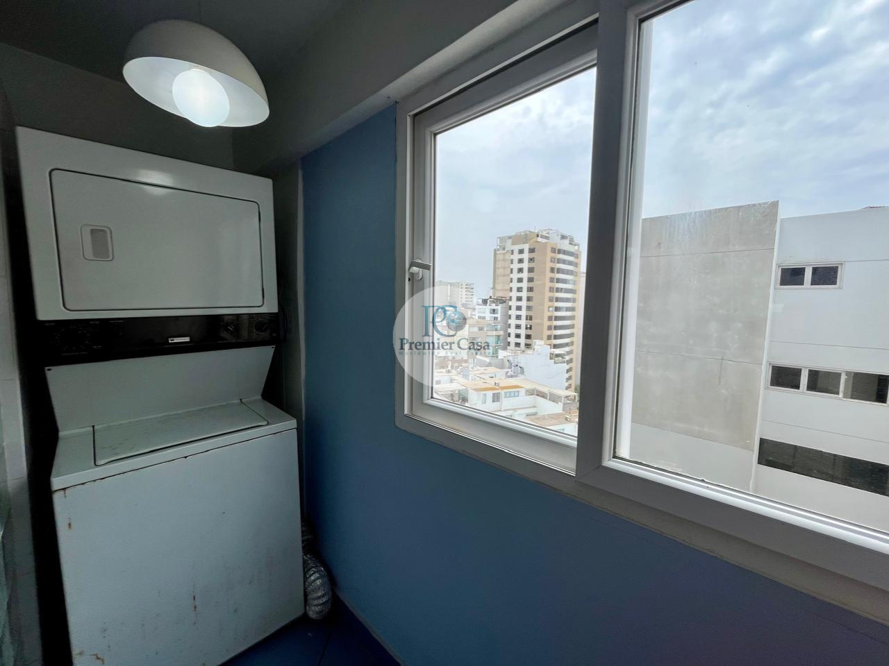 MIRAFLORES MALECON CISNEROS BEACHFRONT APARTMENT  1 BED 1.5 BATH