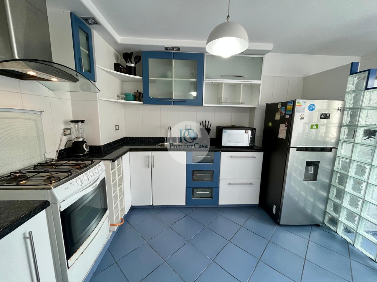 MIRAFLORES MALECON CISNEROS BEACHFRONT APARTMENT  1 BED 1.5 BATH