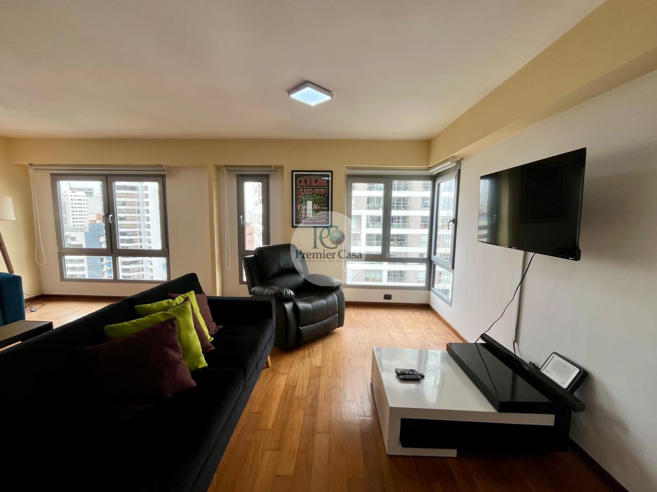 MIRAFLORES MALECON CISNEROS BEACHFRONT APARTMENT  1 BED 1.5 BATH