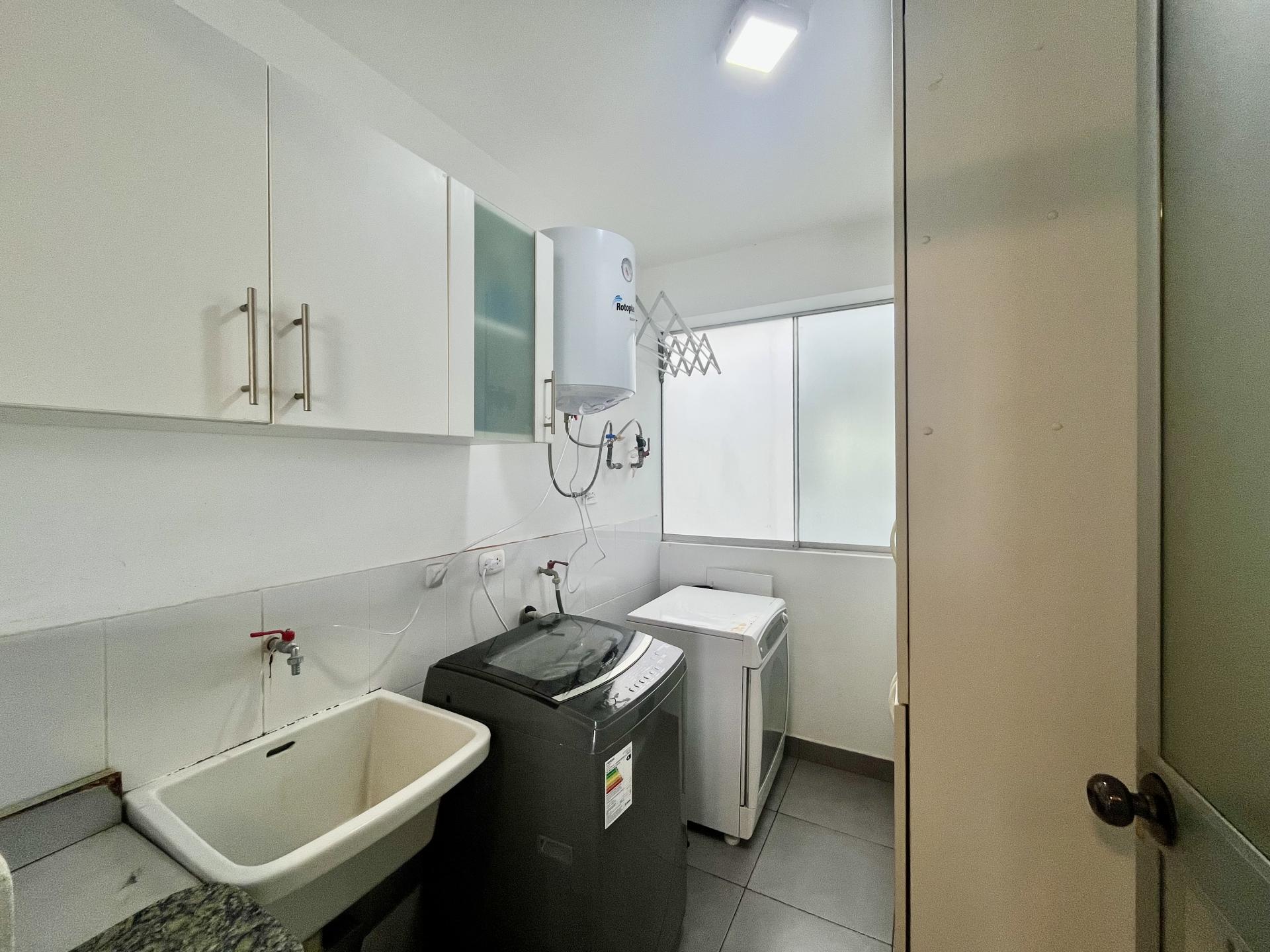 SAN BARTOLO BEACH APARTMENT OCEANT FRONT 3 BDR  BALCONY AND POOL