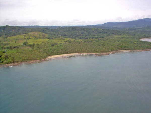 BEACH FRONT PRIVATE CARIBBEAN  COVE, COCLE DEL NORTE, PANAMA