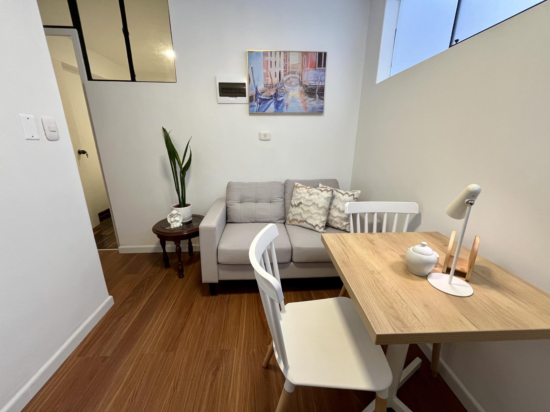 MINI DEPARTAMENTO 1HAB MIRAFLORES CERCA AL KENNEDY TODO INCLUIDO