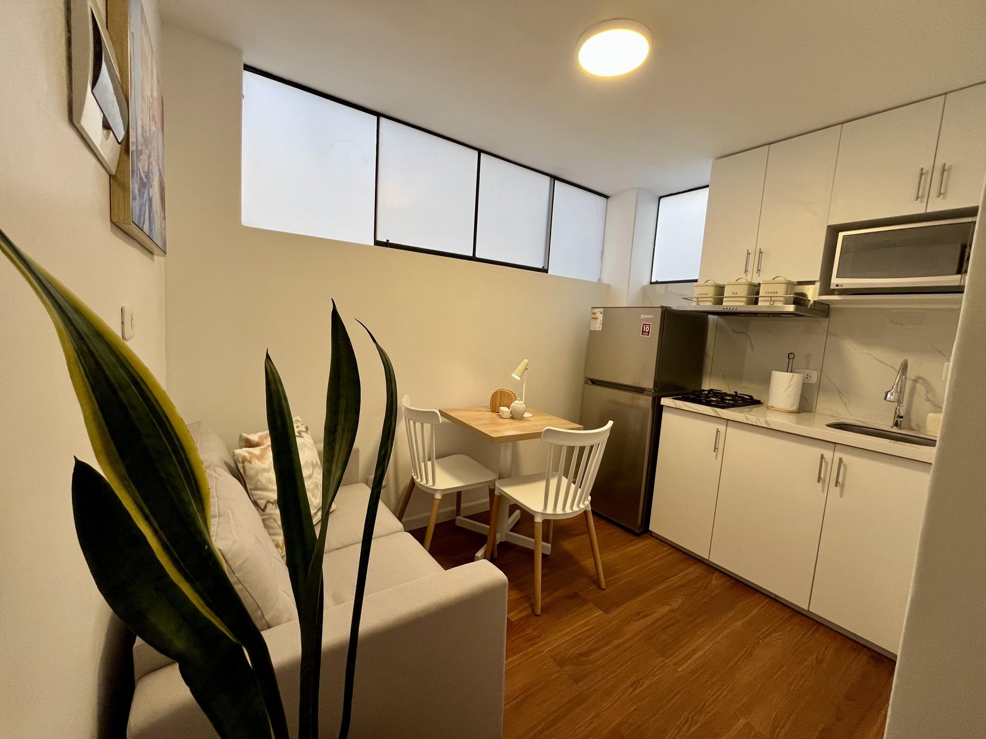 MINI DEPARTAMENTO 1HAB MIRAFLORES CERCA AL KENNEDY TODO INCLUIDO