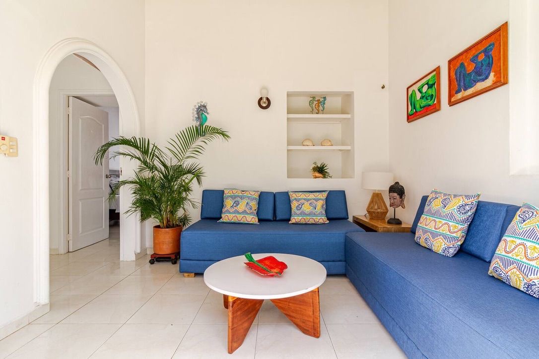 Cartagena, La Boquilla, Rare Beachfront townhouse for sale