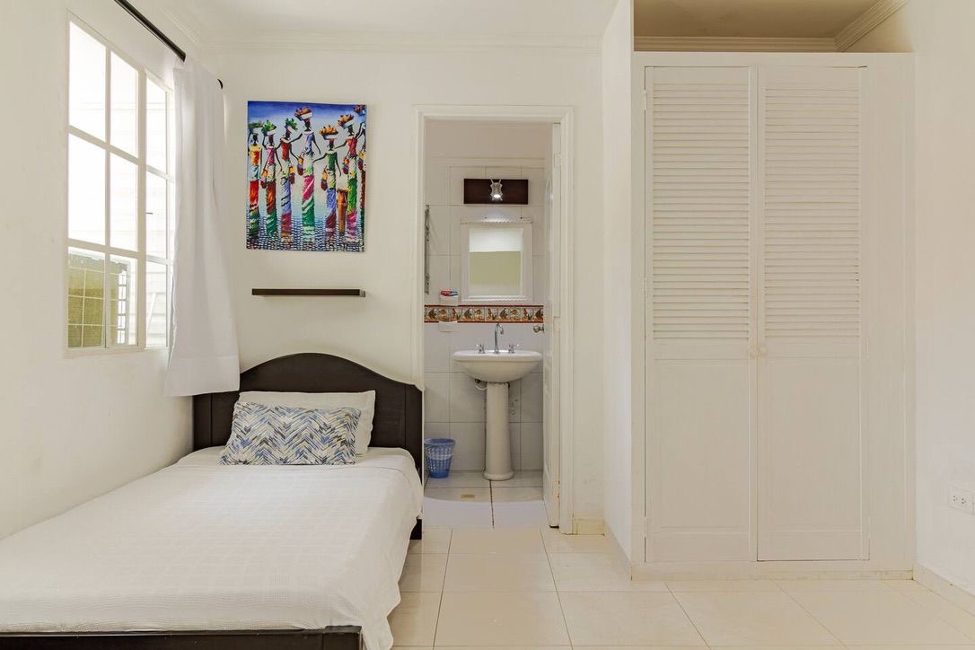 Cartagena, La Boquilla, Rare Beachfront townhouse for sale