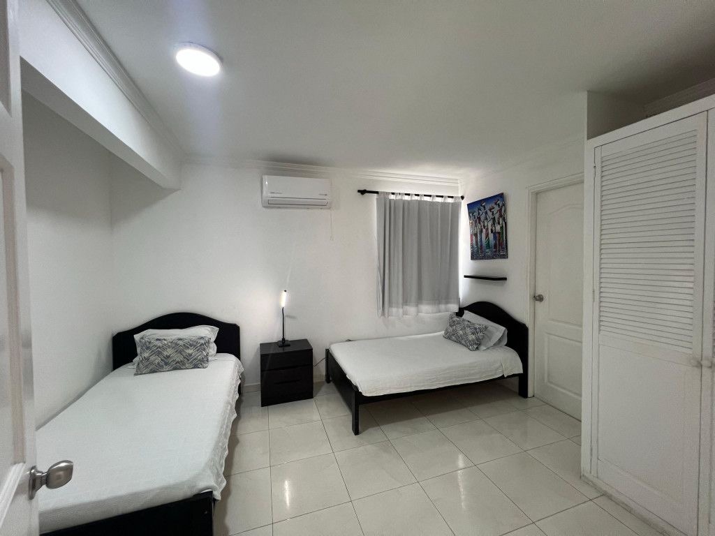 Cartagena, La Boquilla, Rare Beachfront townhouse for sale