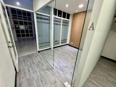 Oficina%2031A%20con%20Visibilidad%20y%20Frente%20de%20Vidrio%20Plaza%20Paitilla%20Panam%C3%A1