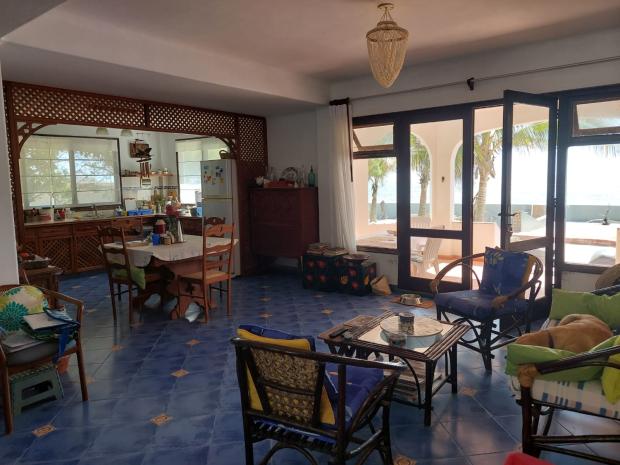 BEACHFRONT HOUSE MANCORA 4BED 3BATH WITH TERRACE POOL FOR SALE