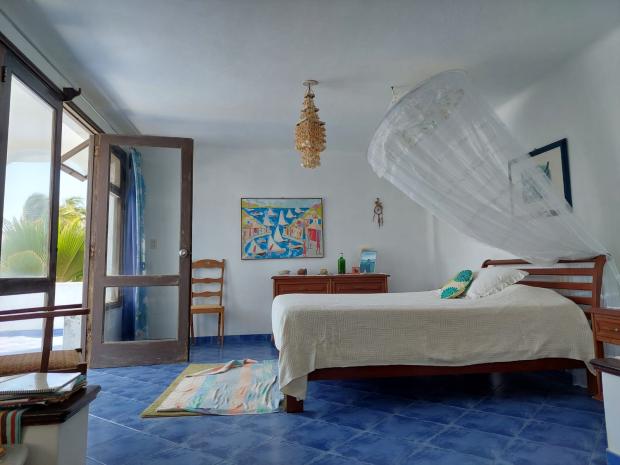 BEACHFRONT HOUSE MANCORA 4BED 3BATH WITH TERRACE POOL FOR SALE