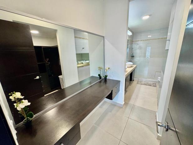 Furnished Ocean View Apartment at PH Destiny Avenida Balboa Panama