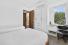 Modern 2 Bedroom, 2 bath home close to Beaches