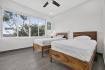 Modern 2 Bedroom, 2 bath home close to Beaches