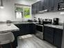Modern 2 Bedroom, 2 bath home close to Beaches
