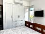 Modern 2 Bedroom, 2 bath home close to Beaches