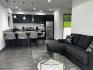 Modern 2 Bedroom, 2 bath home close to Beaches