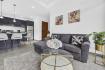 Modern 2 Bedroom, 2 bath home close to Beaches
