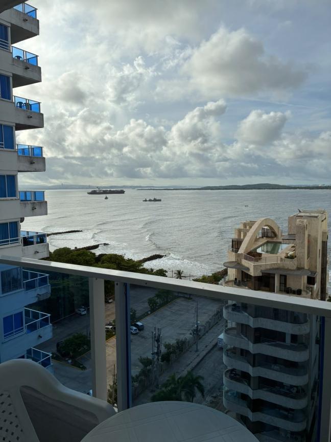 Cartagena%20El%20Laguito%20edf.%20Conquistador%201%20bedroom%20condo%20for%20sale
