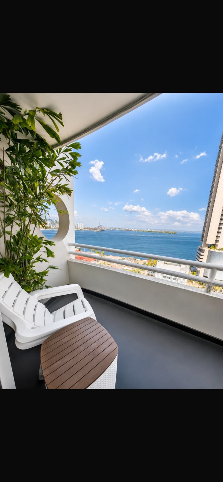 Cartagena Bocagrande Sky II 2 bedroom condo for sale