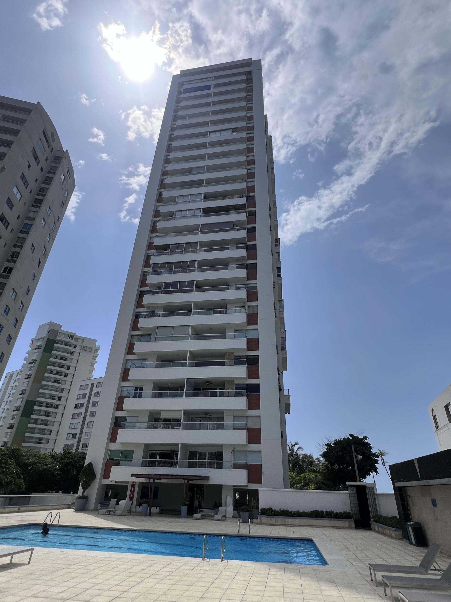 Cartagena, El Laguito Renovated 2 bedroom condo for sale