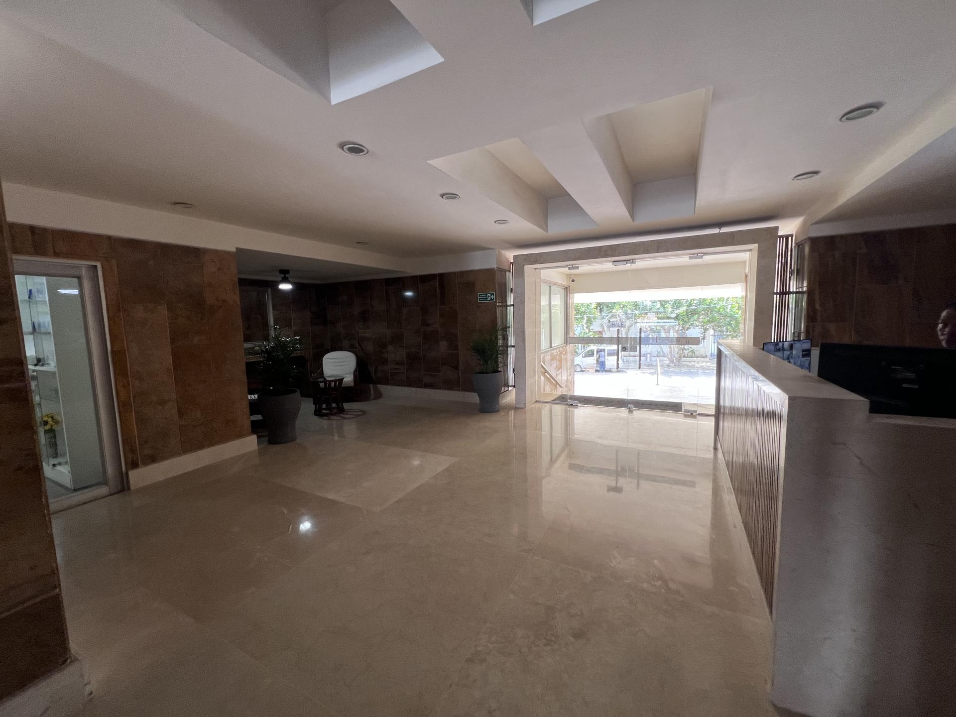 Cartagena, El Laguito Renovated 2 bedroom condo for sale