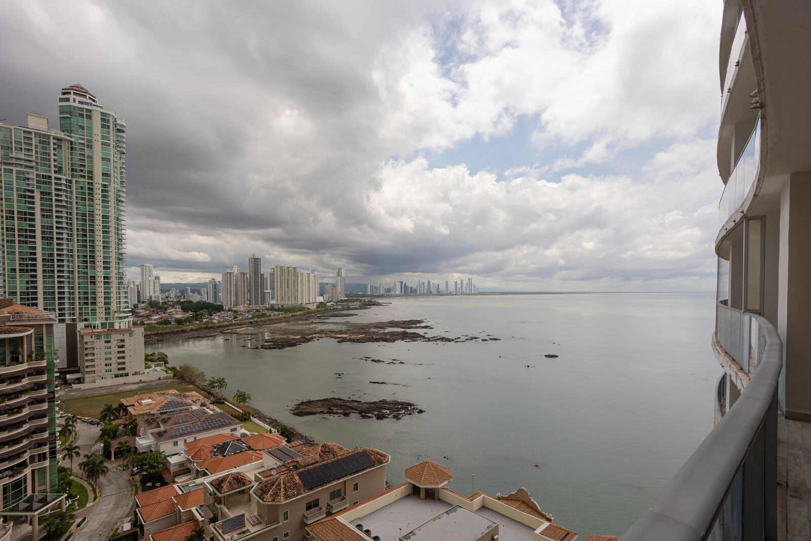 159 m² Ocean View Apartment for Sale at Grand Tower Punta Pacifica