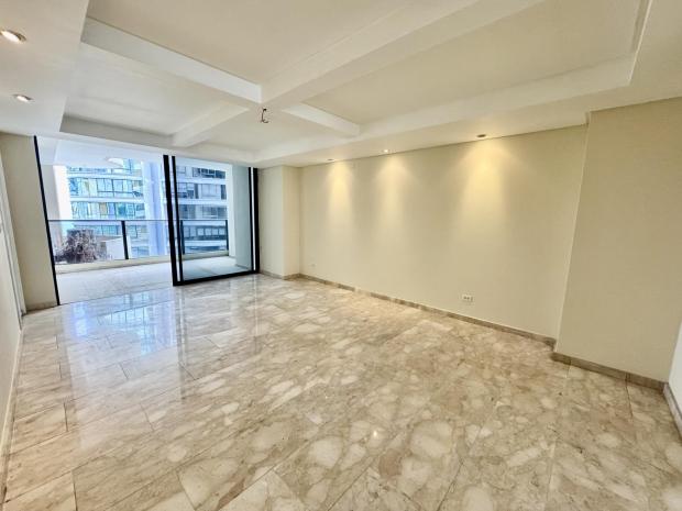 Appartement 3 Chambres Vue Mer à Vendre à Golden Palace Paitilla