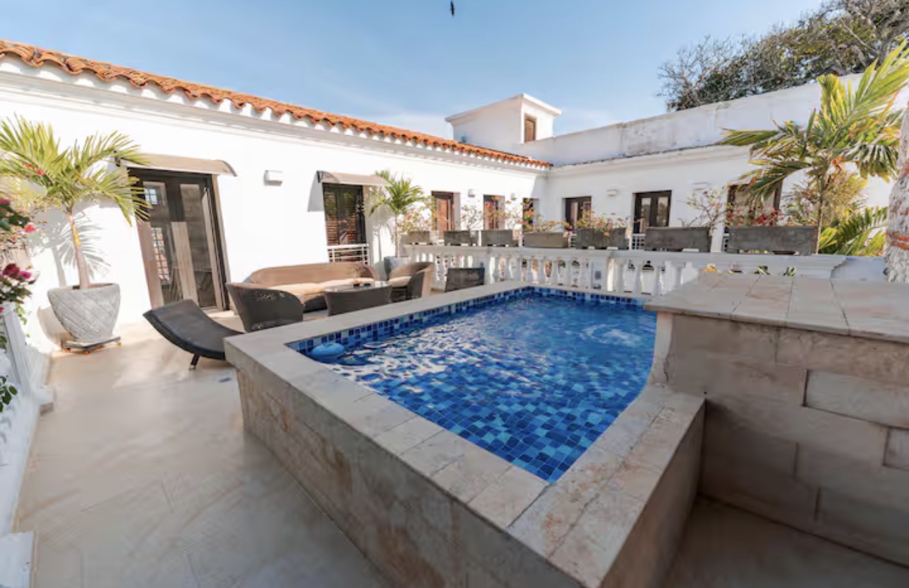 Cartagena Old City 3 bedroom hidden gem