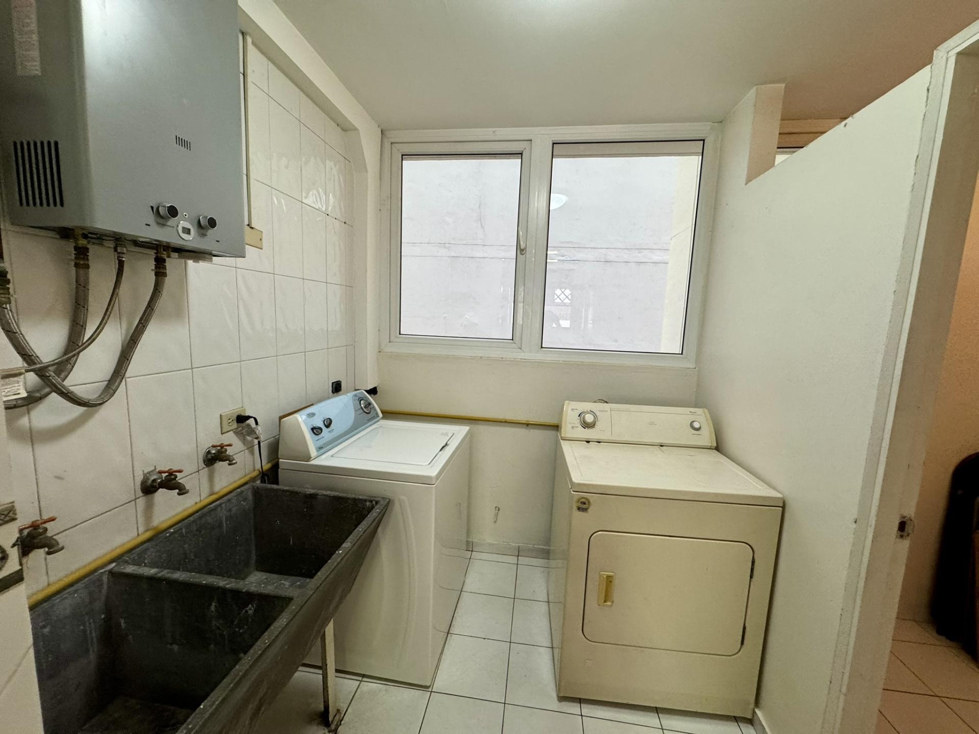 PANAMA CITY SAN FRANCISCO LOS PILARES 2 BDRM WITH SWIMMING POOL