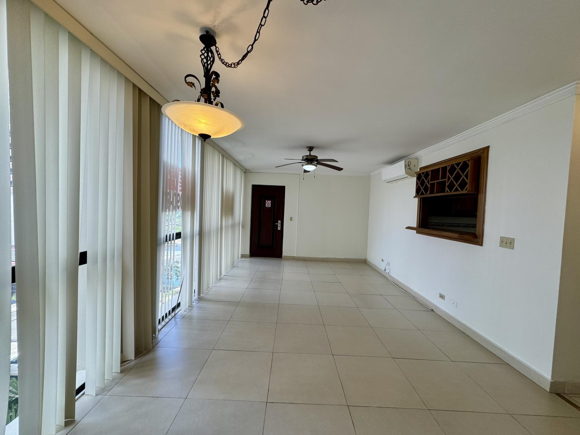PANAMA CITY SAN FRANCISCO LOS PILARES 2 BDRM WITH SWIMMING POOL