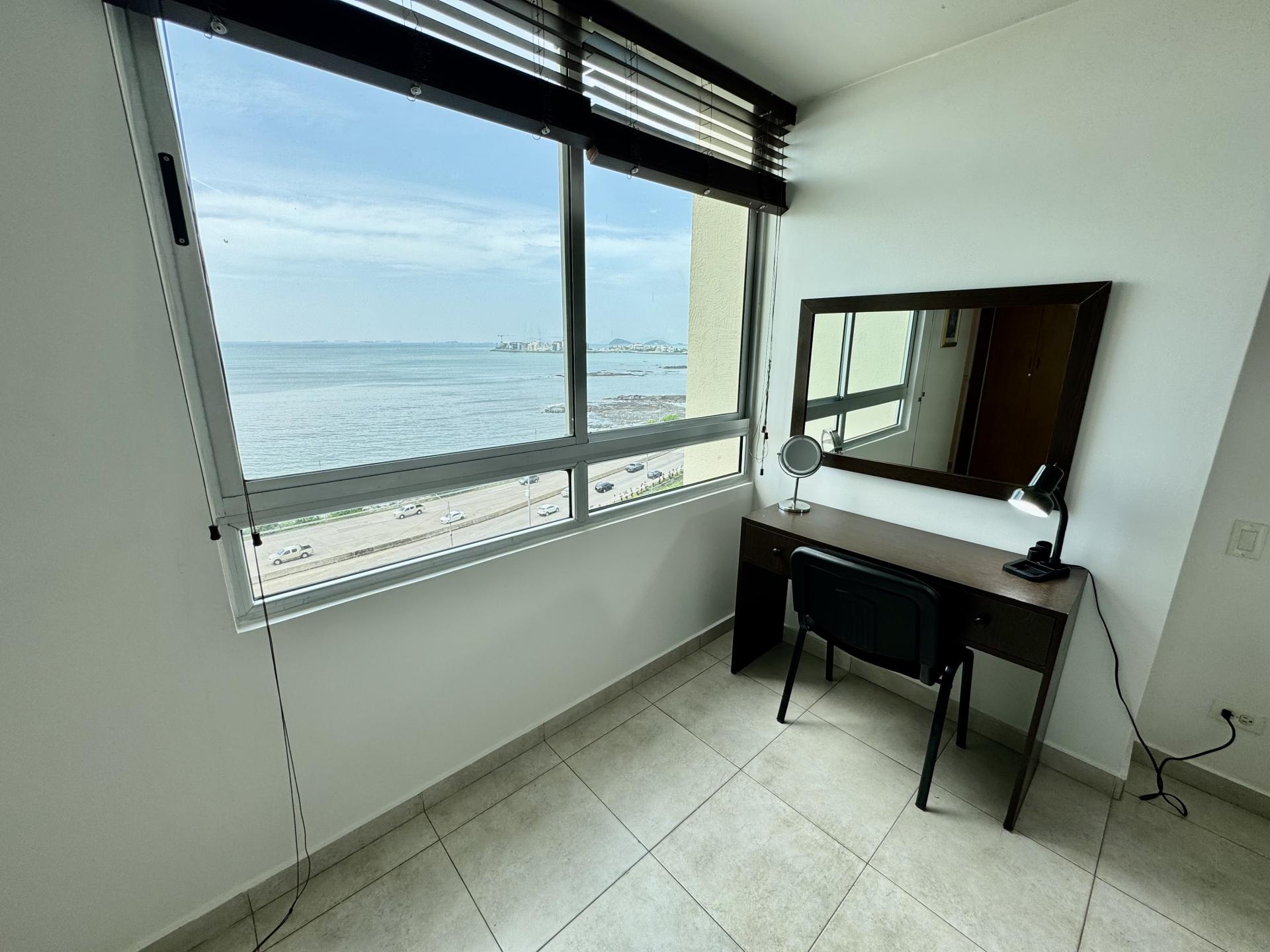 Apartamento de 3 Habitaciones con Vista al Mar en Alquiler en Terrawind San Francisco